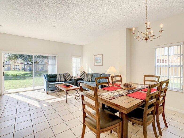 Building Photo - 8410 Blue Lagoon Dr