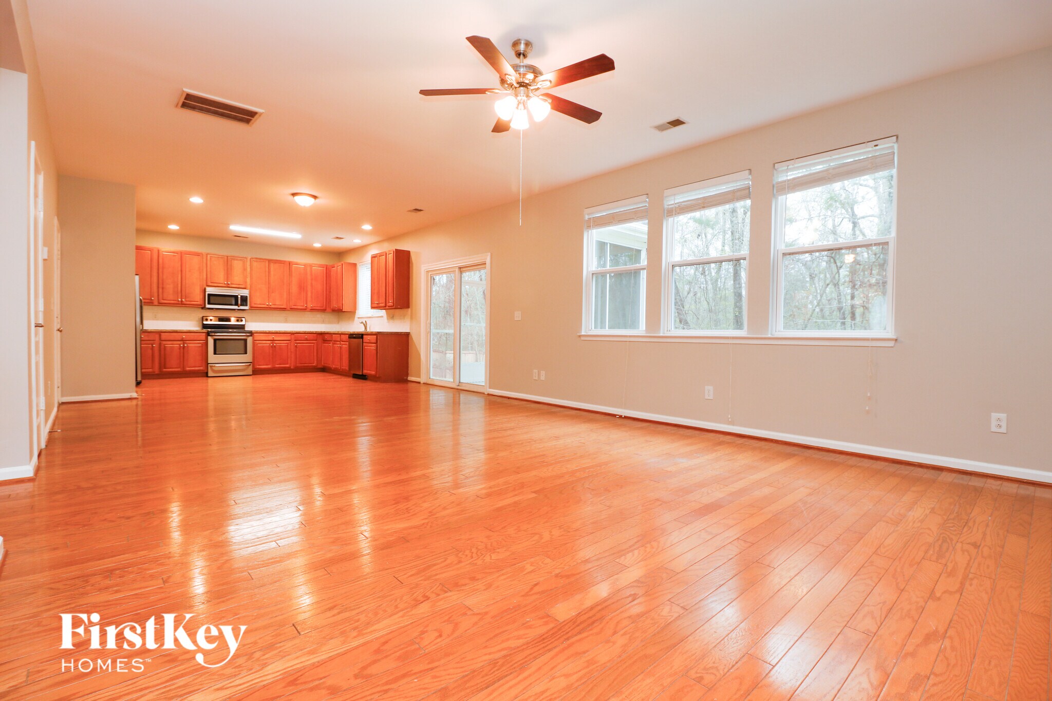 Building Photo - 140 Graduate Ln