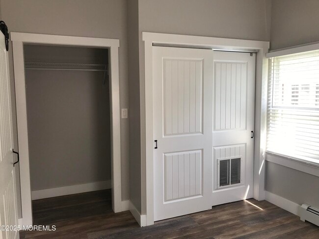 Building Photo - 36 Center Ave