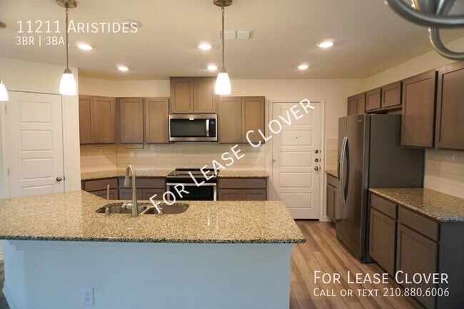 Building Photo - 11211 Aristides-
