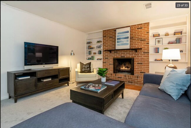 Building Photo - 2654 Lane Rd