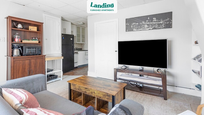 Building Photo - 502 Radcliffe St