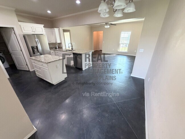 Building Photo - 7700 Legacy Pkwy