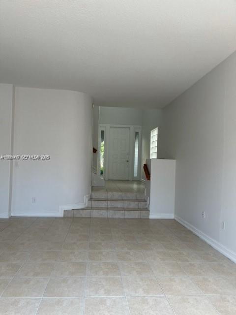 Building Photo - 20931 NE 30th Ct