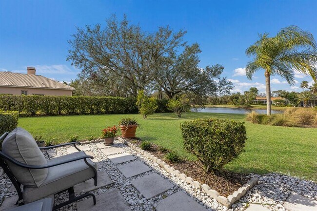 Building Photo - 9405 Boxthorn Pl