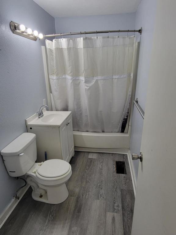 Building Photo - 2101 S Smithville Rd