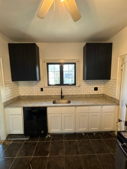 Building Photo - 1814 Olive St