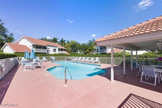 Building Photo - 636 Windsor Sq