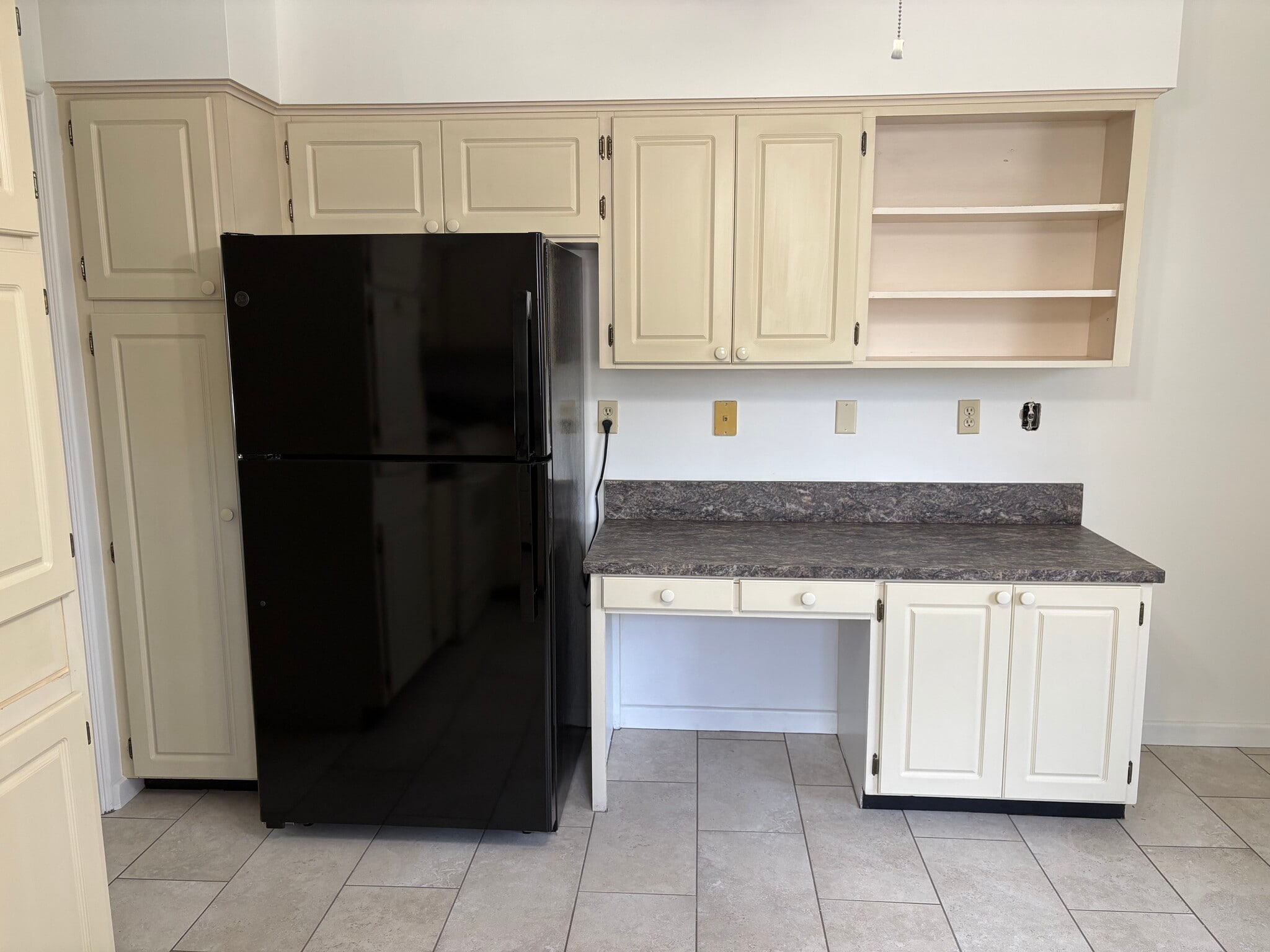 kitchen - 690 Avenue C SE
