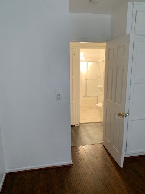 Building Photo - 1514 W 204th St