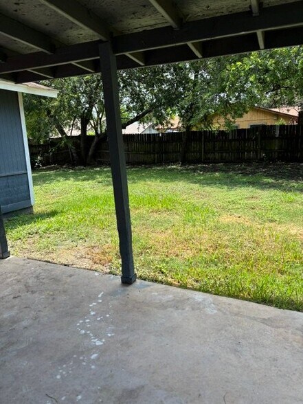 Building Photo - 7514 Rustic Trail