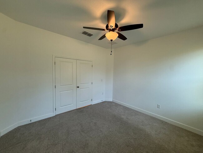 Building Photo - Beautiful Single Family Home in Clermont