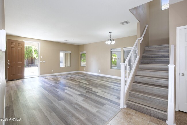 Building Photo - 18515 W Sunbelt Dr