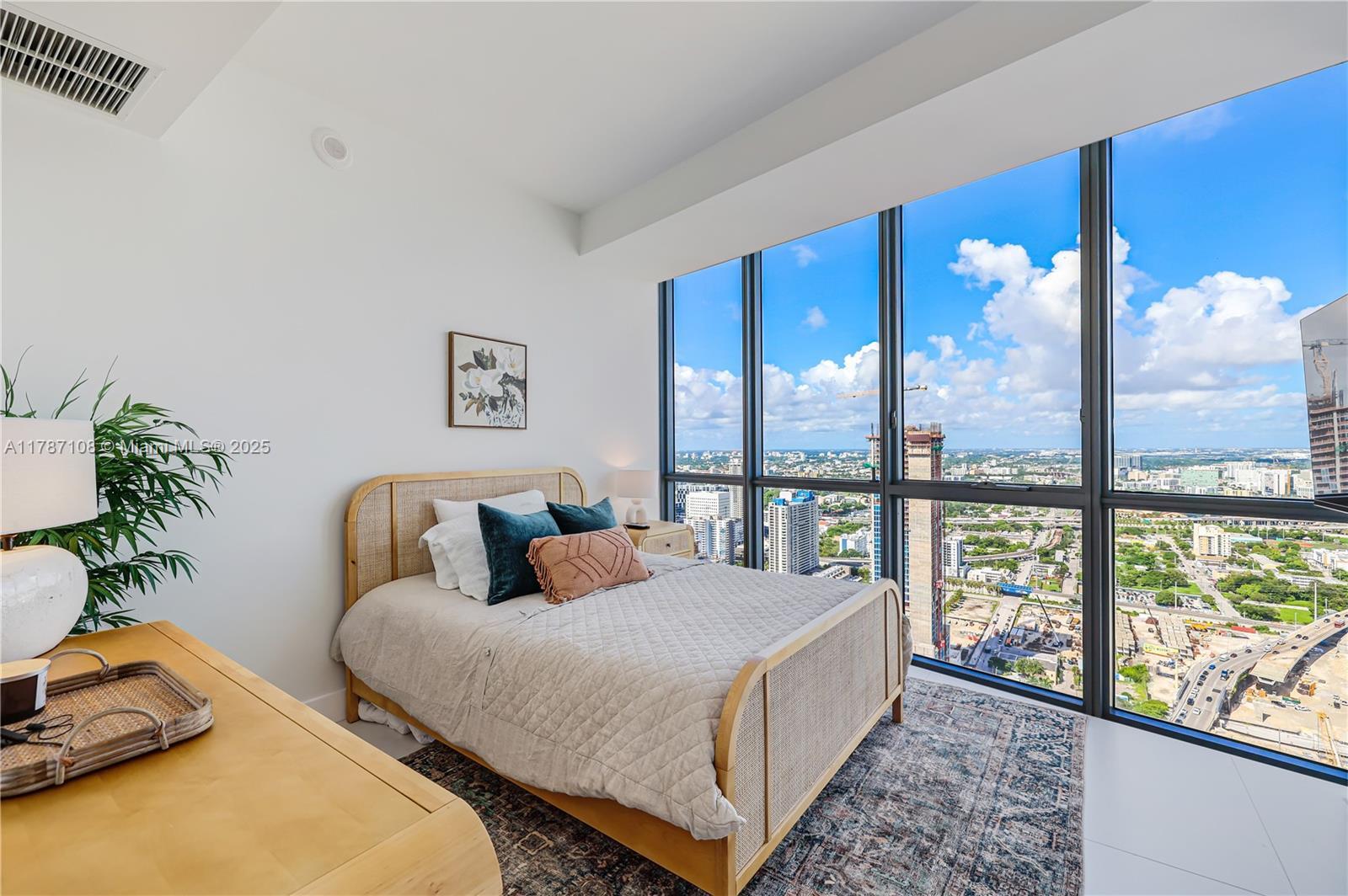 Building Photo - 1100 Biscayne Blvd