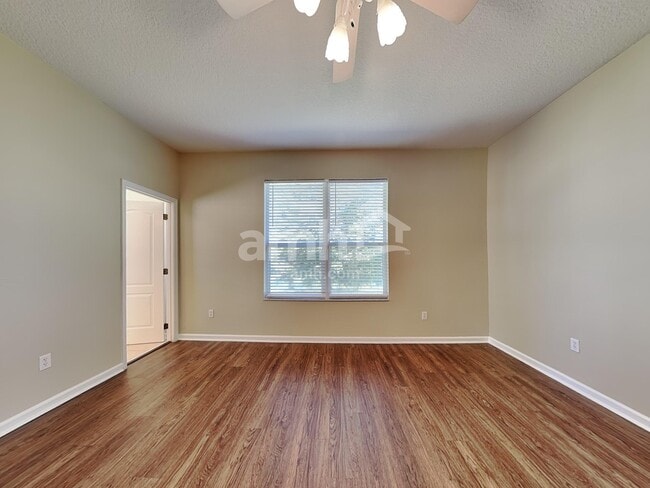 Building Photo - 461 Misty Oaks Run