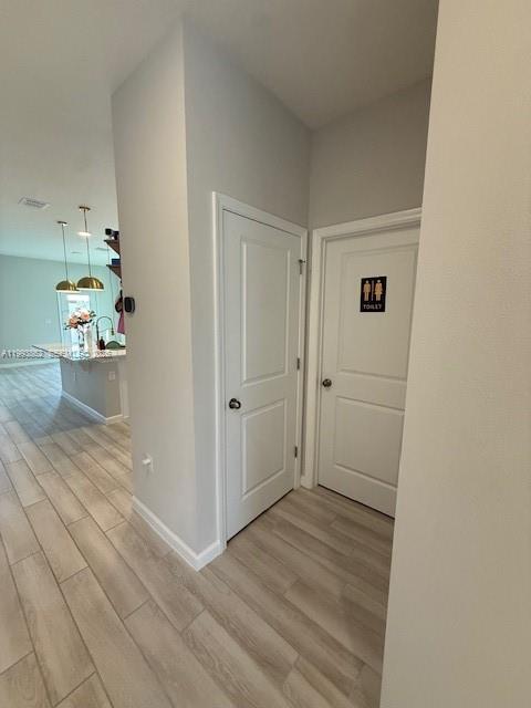 Building Photo - 9261 Gran Teatro Dr