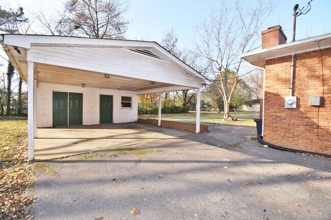 Building Photo - 3BR+bonus room home in North Murfreesboro, one level, Siegel Middle & High!