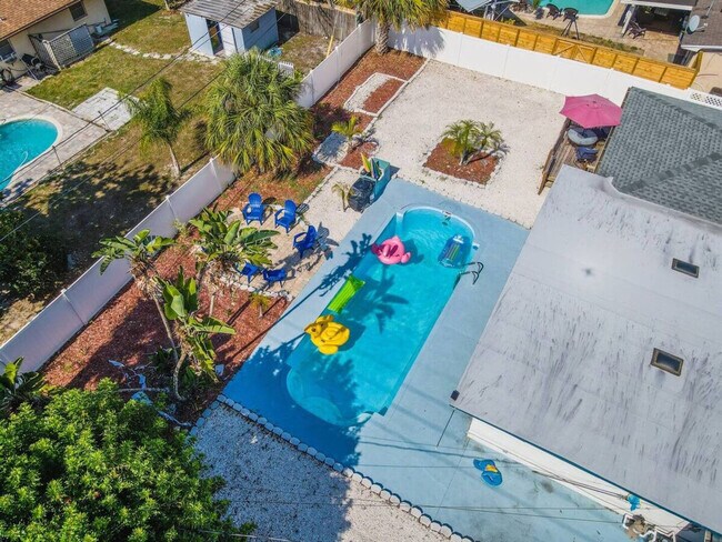 Building Photo - 4501 Loring Pl