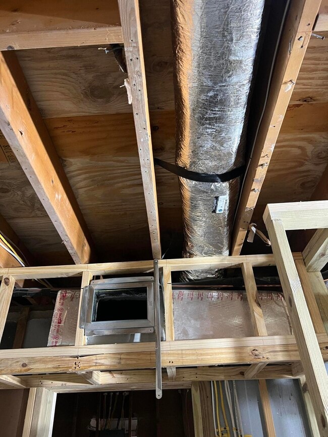 Building Photo - 1410 Beta Ct N