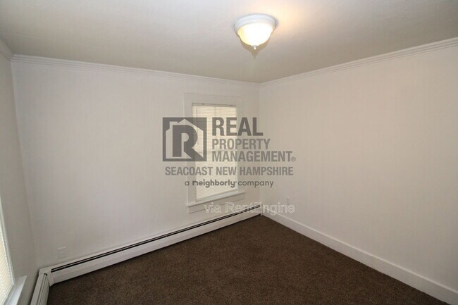 Building Photo - 6 Smith Ct