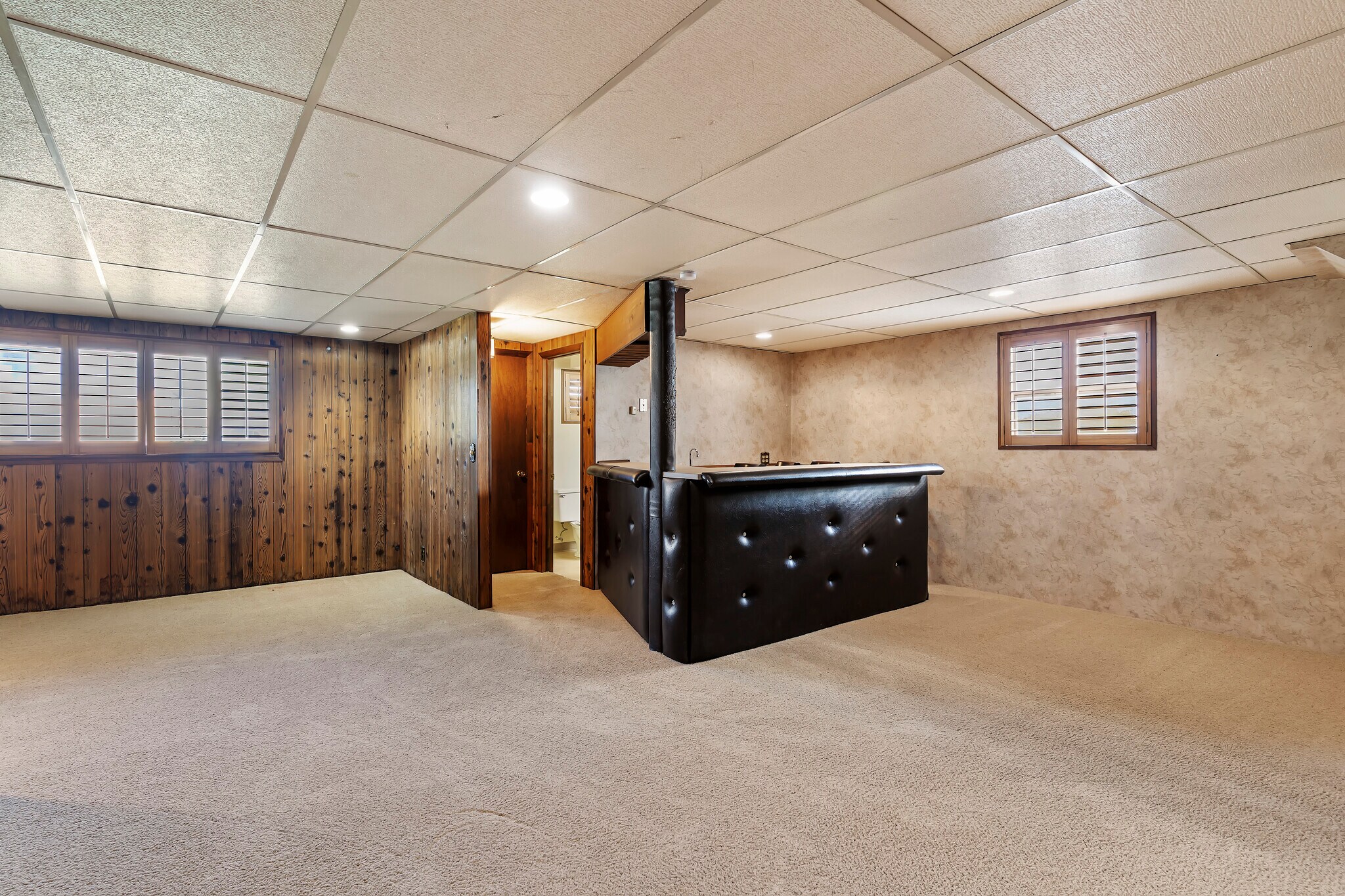 Building Photo - 3371 Quincy Ave