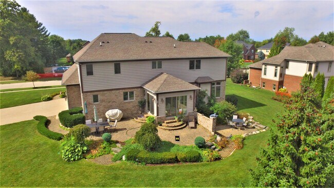 Building Photo - 6768 Merrick Dr