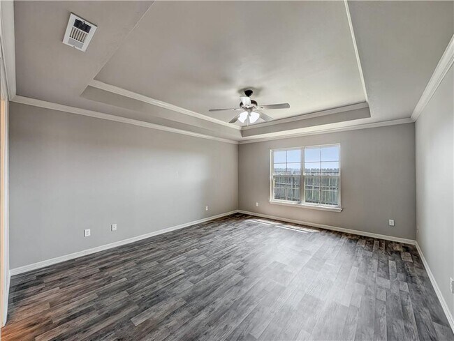 Building Photo - 6011 S 36th St