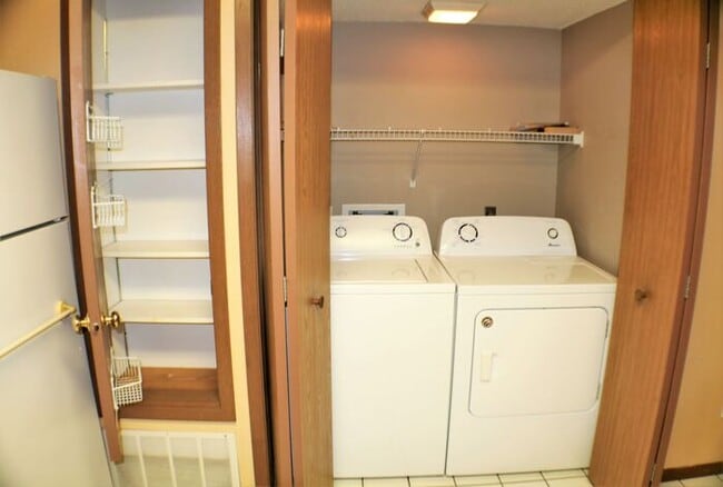 Building Photo - $1,150 | 2 Bedroom, 1 Bathroom 2nd Floor Condo | NO Pets | Available for August 1st, 2026 Move in!