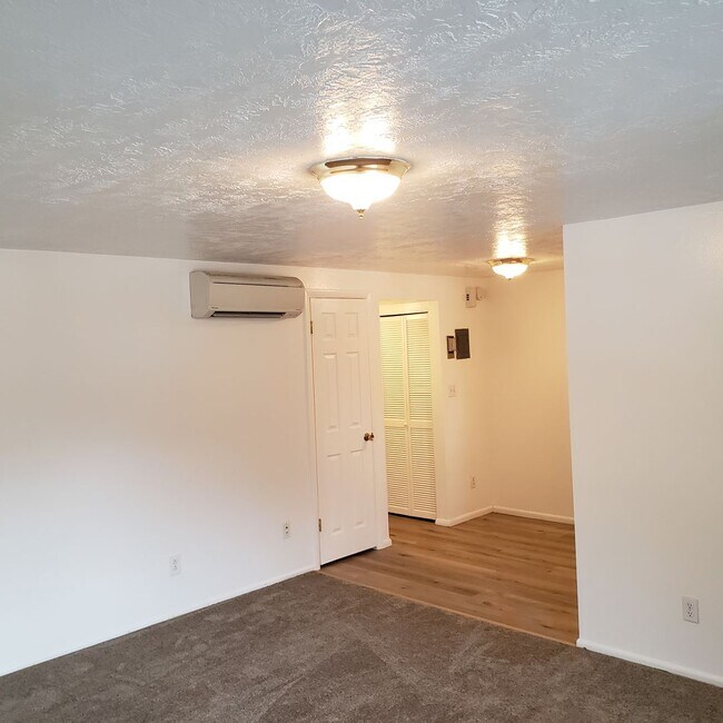Building Photo - 1 B/ 1B Pet Friendly Apartment South of BYU