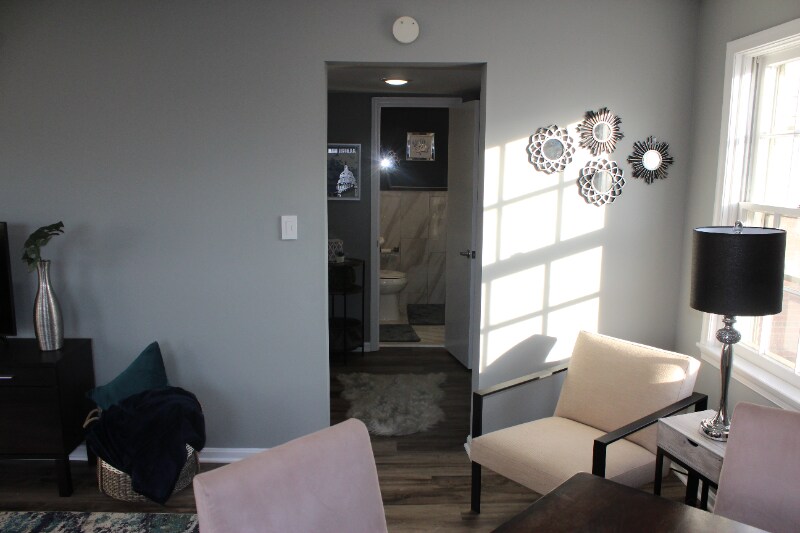 Building Photo - 2110 38th St SE