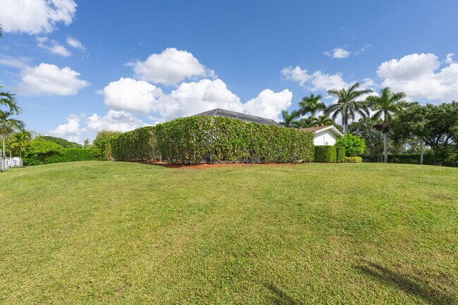 Building Photo - 7447 NW 82nd Terrace