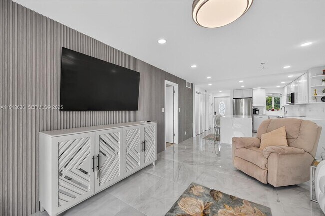 Building Photo - 8900 Washington St