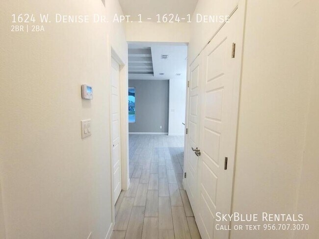 Building Photo - 1624 W Denise Dr