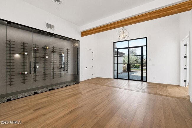 Building Photo - 8645 E Wood Dr