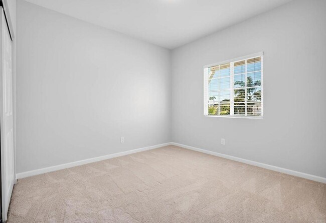 Building Photo - ***Gorgeous 5 bedroom, 3 bath Home in Imperial Beach