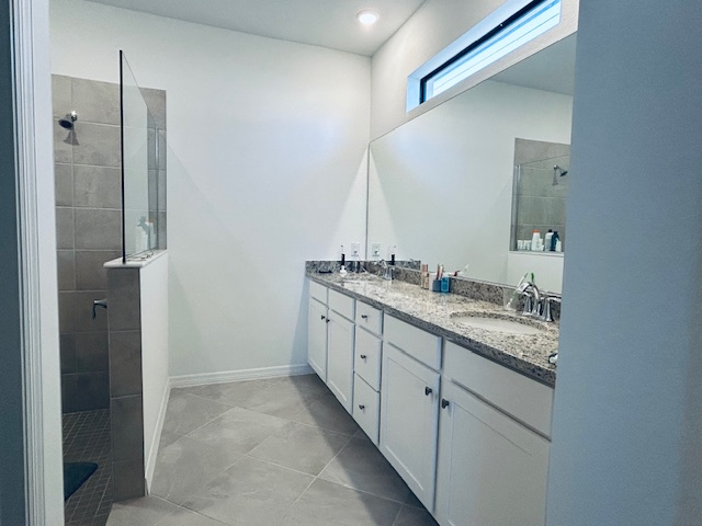 Building Photo - 14833 Palamos Cir