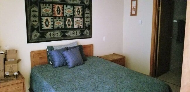 Building Photo - Long Term Rental- Marina Place 323