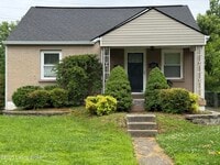 Building Photo - 215 Freeman Ave