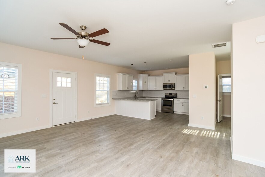 Building Photo - 169 Ruthaven Dr