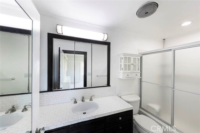 Building Photo - 1051 Marine Dr