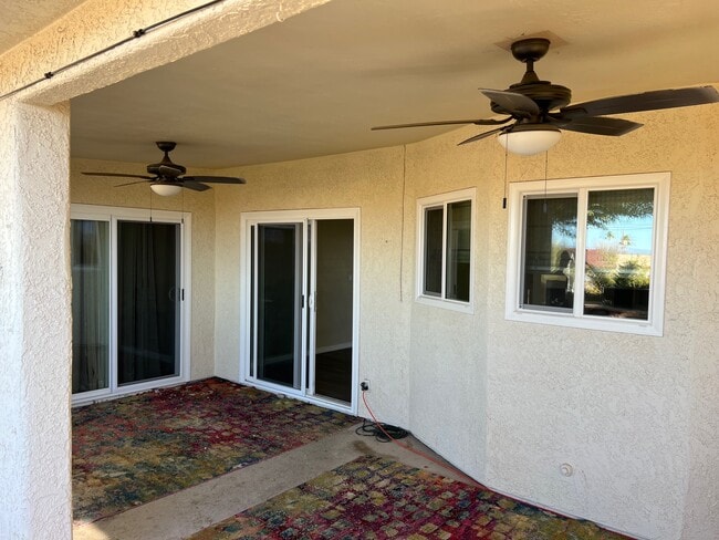 Building Photo - 3691 Tarpon Dr