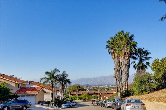 Building Photo - 125 Campanita Ct