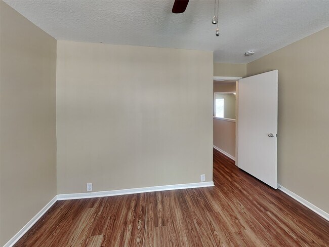 Building Photo - 17238 S Summit Canyon Dr