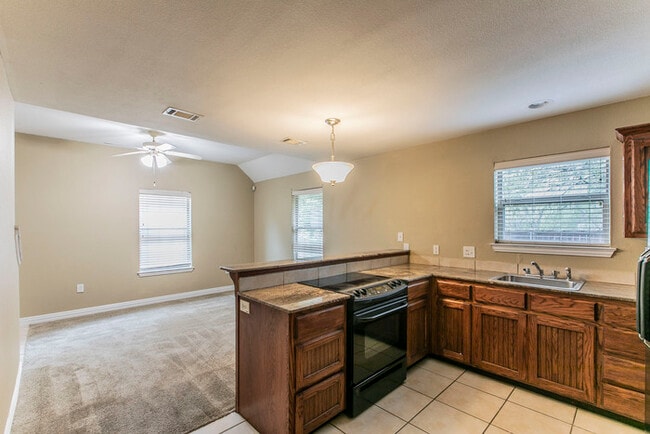Building Photo - 21Addi LN, Lacy Lakeview, TX