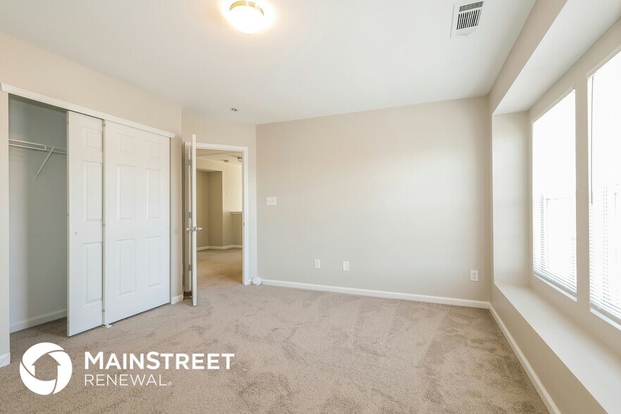 Building Photo - 14914 Havasu St