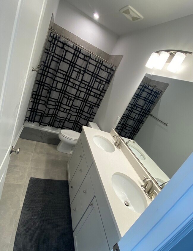 Building Photo - 13273 Coalfield Station Ln