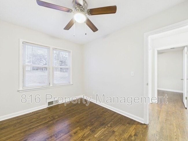 Building Photo - 5725 Blue Ridge Blvd