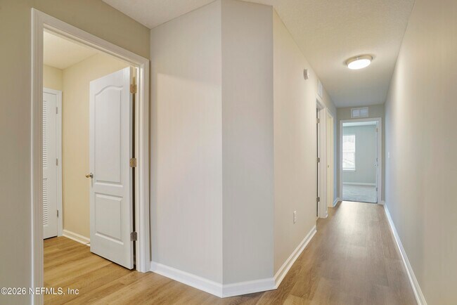 Building Photo - 142 Castro Ct