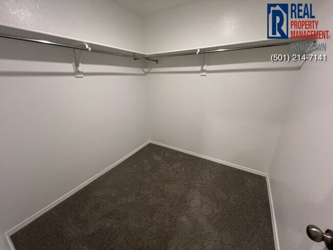 Building Photo - 2248 Bentwood Dr