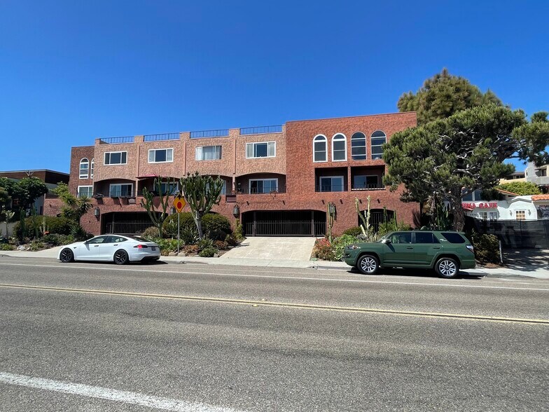 Exterior of building - 2222 Carmel Valley Road